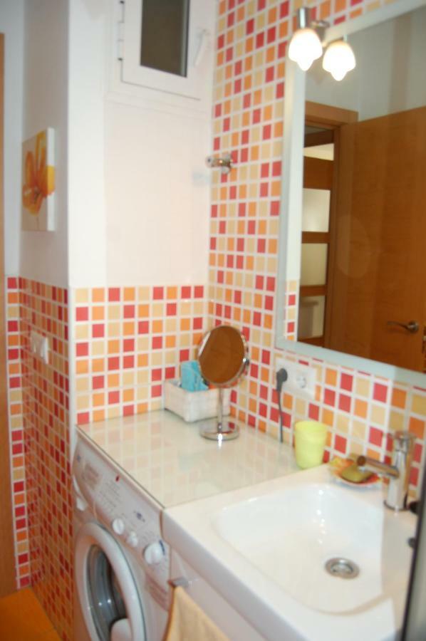 Apartamento Verde, Tranquilo, 2 D, Parking Opcional Seville Exterior photo